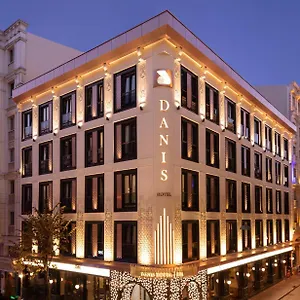 Danis & - Old Hotel